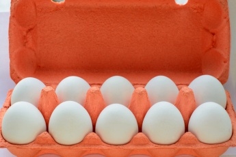 dozen eggs